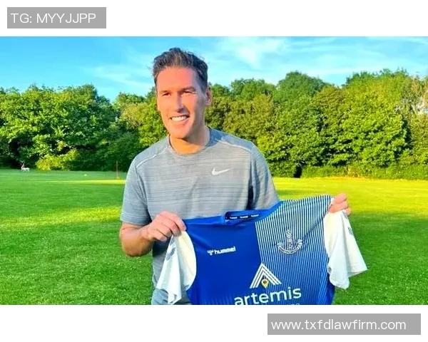 巴里足球明星的名字盘点与他们的辉煌成就回顾