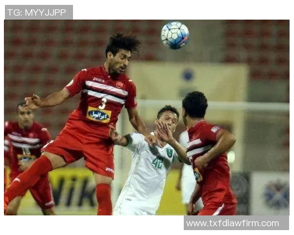 波斯波利与萨德的巅峰对决揭示足球战术与团队精神的较量 波斯波利与萨德的巅峰对决揭示足球战术与团队精神的较量